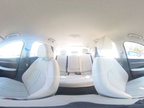 Used 2025 Hyundai Sonata SEL FWD image 42