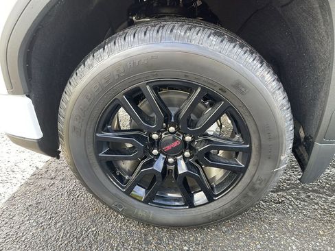 New 2026 GMC Sierra 1500 Elevation AWD/4WD image 32