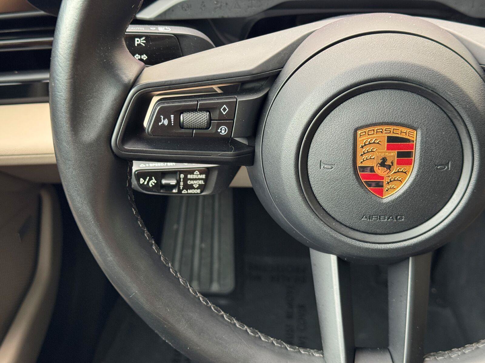 Used 2022 Porsche Taycan RWD image 22