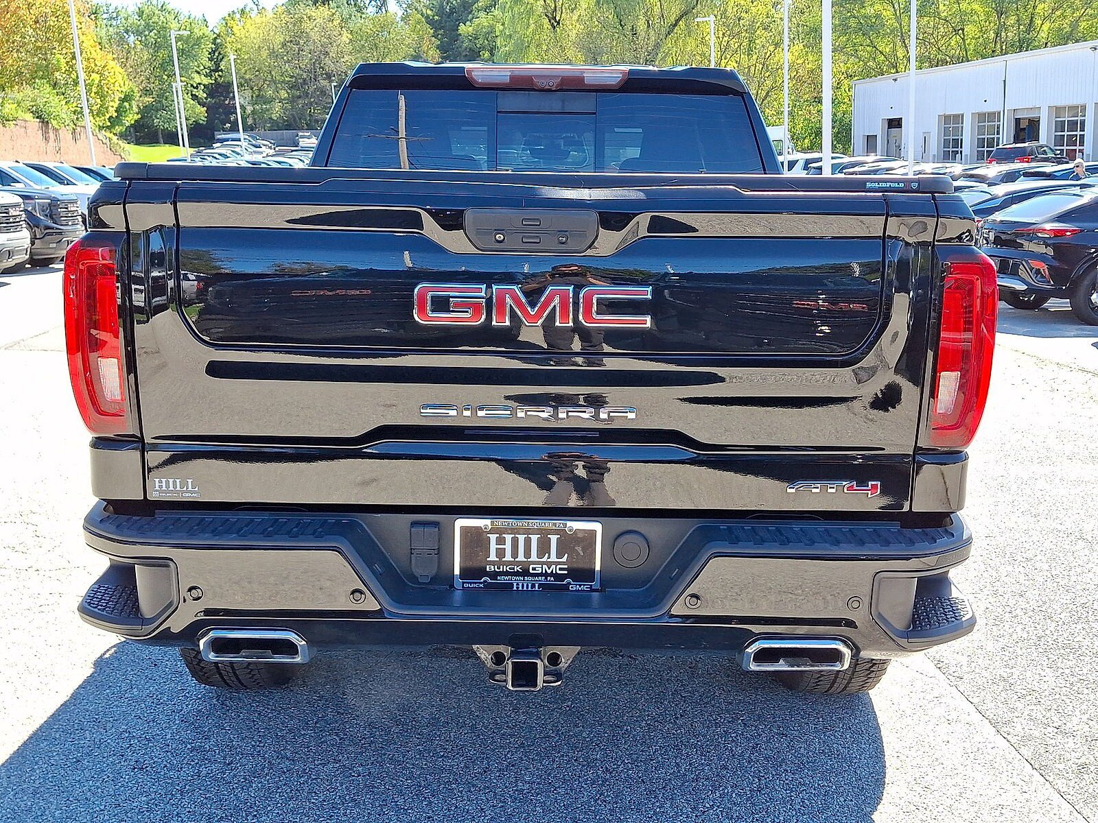 Used 2020 GMC Sierra 1500 AT4 w/ AT4 Premium Package AWD/4WD image 23