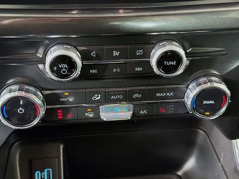 Used 2022 Ford F150 XLT w/ Equipment Group 302A High image 33