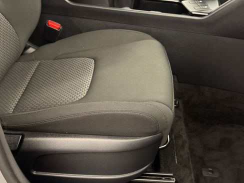 Used 2025 Kia Sportage LX AWD/4WD image 11
