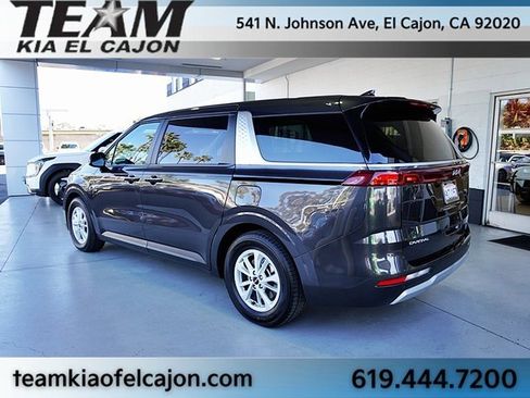 Certified 2024 Kia Carnival LX image 7