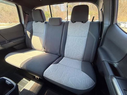 Certified 2023 Toyota Tacoma TRD Off-Road w/ Technology Package image 12