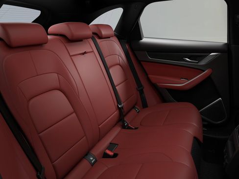 New 2026 Jaguar F-PACE R-Dynamic S image 6