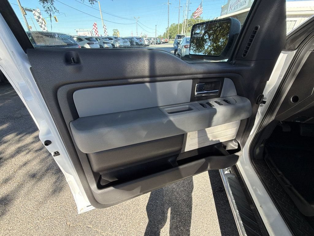 Used 2014 Ford F150 XLT w/ XLT Chrome Package RWD image 12