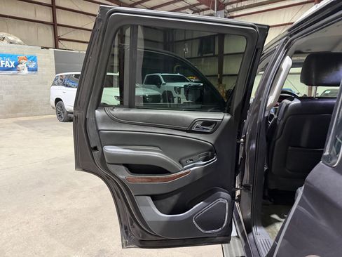 Used 2015 GMC Yukon SLE w/ Convenience Package RWD image 15