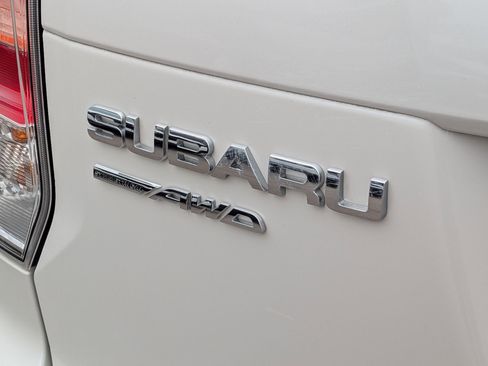 Used 2018 Subaru Forester 2.5i Premium AWD/4WD image 32