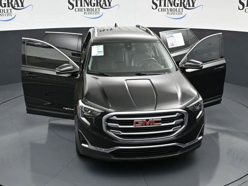 Used 2021 GMC Terrain SLT image 25