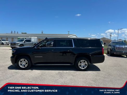 Used 2020 Chevrolet Suburban LT AWD/4WD image 8