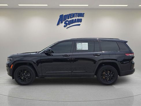 Used 2024 Jeep Grand Cherokee L Altitude AWD/4WD image 4