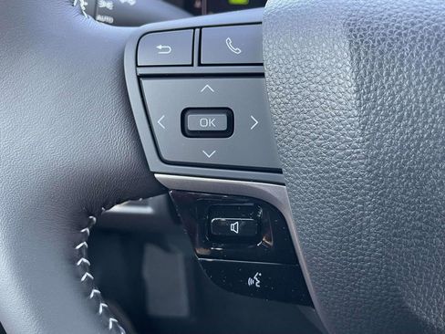 New 2026 Toyota Camry SE FWD image 31