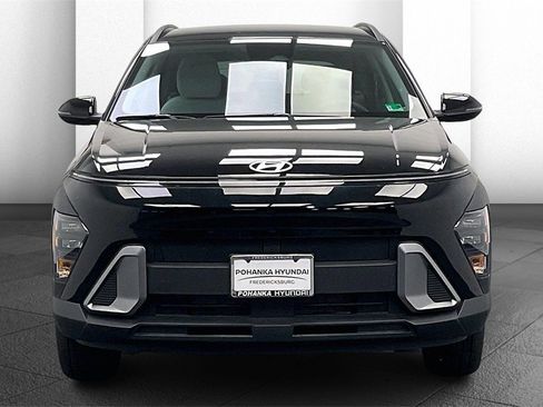 Certified 2025 Hyundai Kona SEL image 2