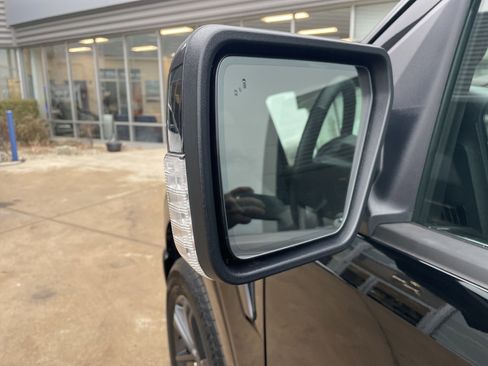 Used 2023 Ford F150 Lariat w/ Equipment Group 502A High image 41