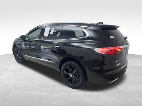 Used 2024 Buick Enclave Essence w/ Sport Touring Edition FWD image 3