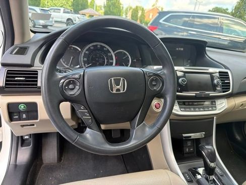 Used 2015 Honda Accord EX-L image 16