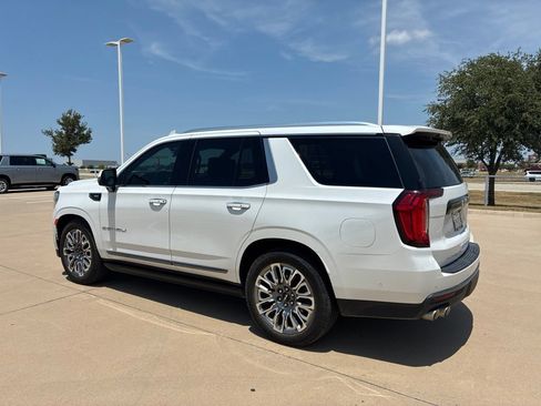 Used 2023 GMC Yukon Denali Ultimate AWD/4WD image 2