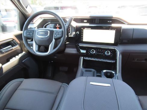 New 2026 GMC Sierra 2500 Denali w/ Denali Reserve Package AWD/4WD image 14