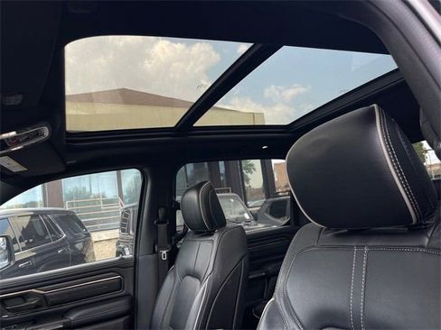 Used 2021 RAM 1500 Limited w/ Body Color Bumper Group image 4