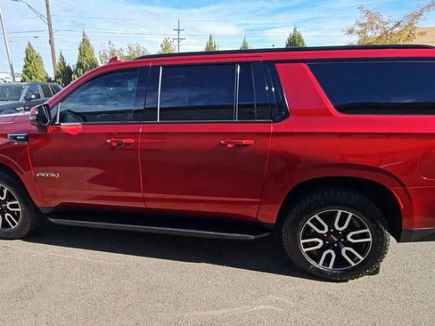 Used 2021 GMC Yukon XL AT4 w/ LPO, Illumination Package image 5