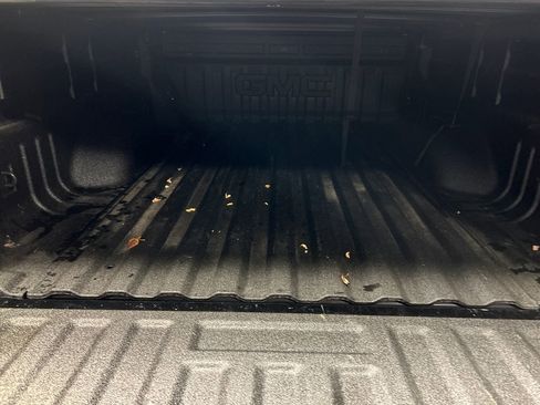 Used 2022 GMC Canyon AT4 image 23