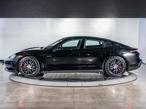 Used 2025 Porsche Taycan 4S AWD/4WD image 2