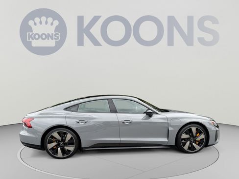 Used 2022 Audi RS e-tron GT w/ Carbon Performance Package AWD/4WD image 8