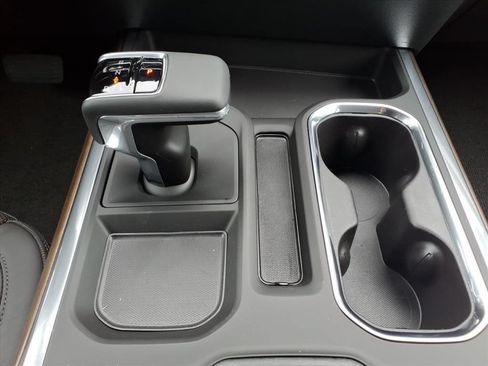 New 2026 Chevrolet Silverado 1500 High Country w/ Technology Package RWD image 20