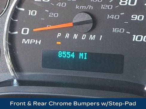 Used 2025 GMC Savana 2500 w/ Driver Convenience Package RWD image 4