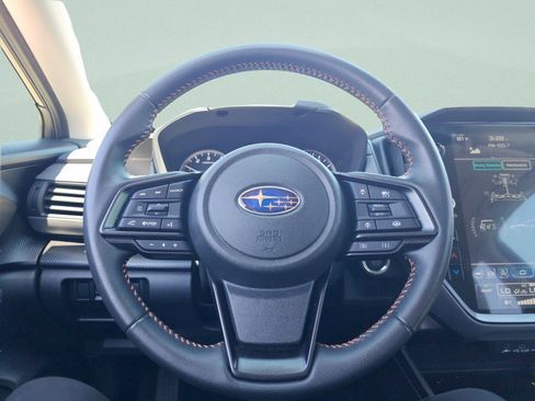 Used 2024 Subaru Crosstrek 2.5i Limited w/ Crosstrek Mirror Package AWD/4WD image 31