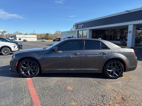 Used 2021 Chrysler 300 S image 10