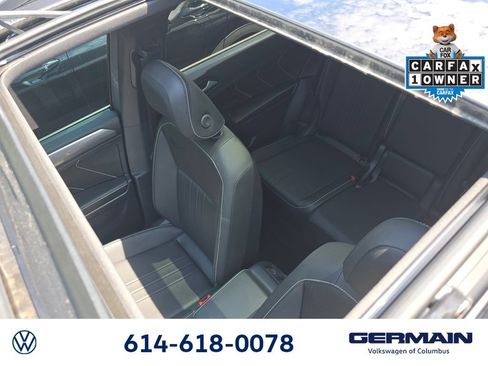 Certified 2024 Volkswagen Tiguan SE R-Line AWD/4WD image 26