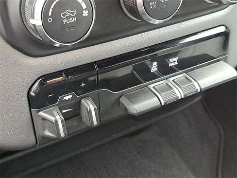 Used 2024 RAM 2500 Big Horn image 8