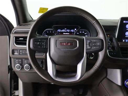Used 2021 GMC Yukon SLT w/ SLT Premium Package image 20