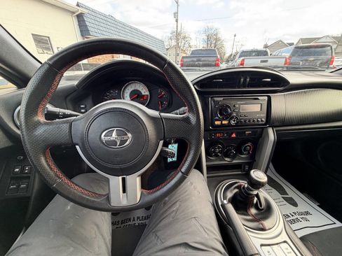 Used 2013 Scion FR-S image 26