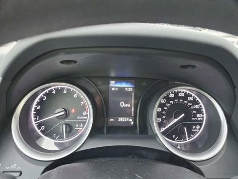 Used 2021 Toyota Camry LE FWD image 18