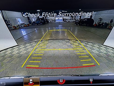 Used 2018 Mercedes-Benz GLE 350 4MATIC image 18