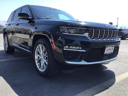 Used 2023 Jeep Grand Cherokee Summit w/ Adv Protech Group IV AWD/4WD image 1