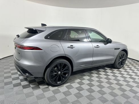 Used 2026 Jaguar F-PACE R-Dynamic S AWD/4WD image 19