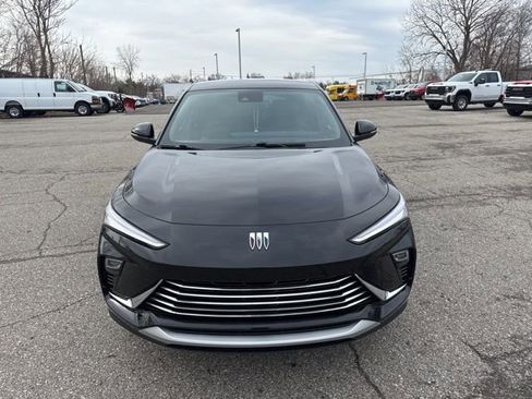 Certified 2024 Buick Envista Preferred w/ Convenience I Package image 3