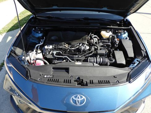 Used 2025 Toyota Camry SE FWD image 49