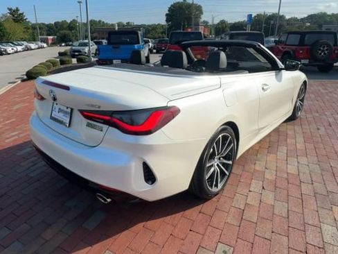 Used 2024 BMW 430i Convertible w/ Premium Package RWD image 2