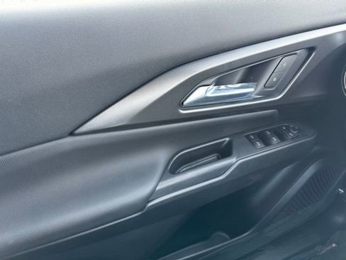 New 2026 Chevrolet Equinox EV LT image 29