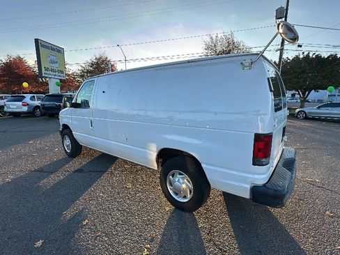 Used 2011 Ford E-250 and Econoline 250 w/ PWR Group RWD image 6