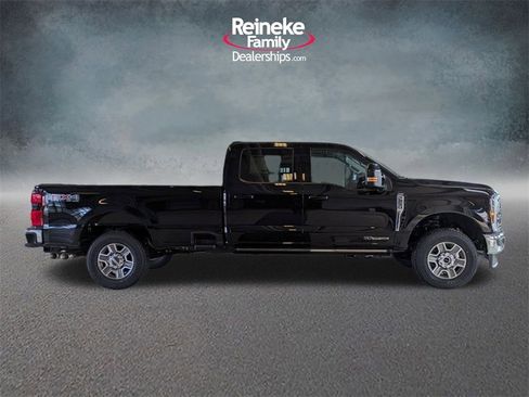 New 2026 Ford F250 Lariat w/ Lariat Ultimate Package image 4