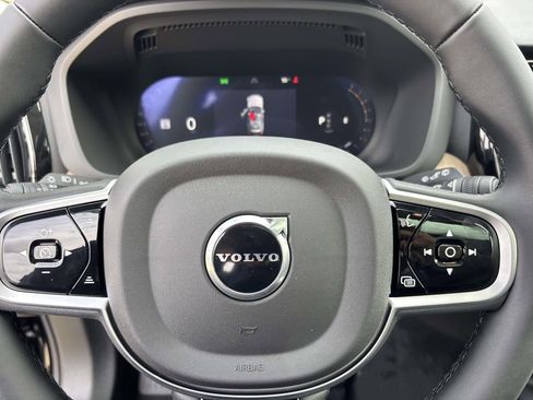 Used 2026 Volvo XC60 B5 Plus w/ Protection Package Premier AWD/4WD image 16