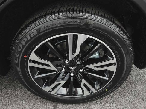 New 2026 Mitsubishi Eclipse Cross SE image 8