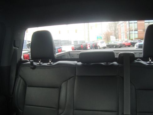 Used 2024 Chevrolet Silverado 1500 LT image 14