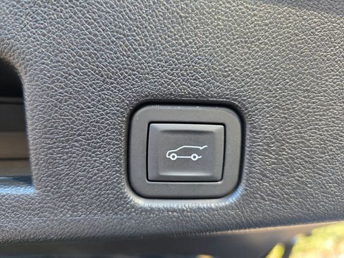 New 2026 Chevrolet Traverse LT w/ LPO, Floor Liner Package image 27