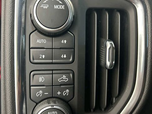 Used 2021 Chevrolet Silverado 1500 LTZ AWD/4WD image 8